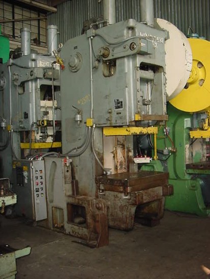 75Ton, Minster, No. 7, 8 Str, Air clutch, 8 st, 4 ram adj, 14 sh, link logic controls, 45 spm