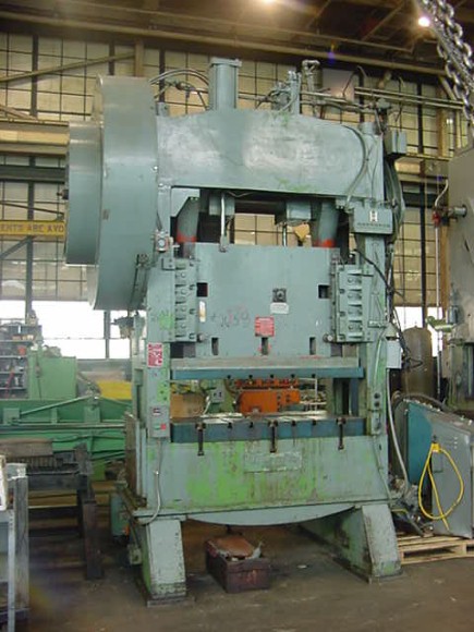 150Ton, HAVIR, 4 Stroke, 3 Ram Adj, 13 Shut Height, 5 x 32 x 56 T-Slotted Bolster, T-Slotted Ram Plate, 70-210 SPM