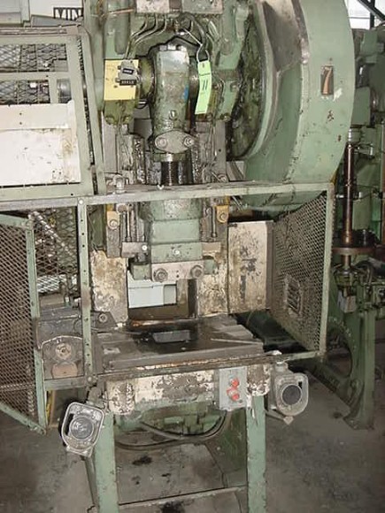 32Ton, Minster, #4 Minster 2 Stroke 2-1/4 adj. 12 Shut Height Air Clutch and Brake
