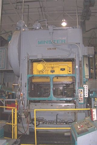 150Ton, MINSTER, P2-150-60, 7 St, 40 x 60 Bed, 60-120 SPM, AC&B, Power Ram