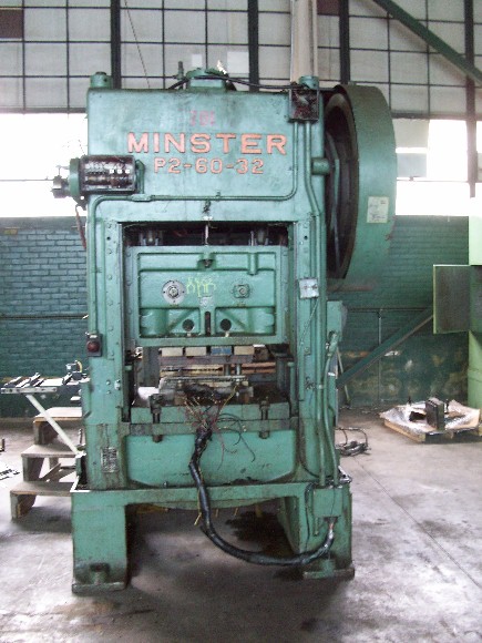 60 Ton, Minster, Minster P2-60-32 60 Ton 2 stroke 3 Ram Adjust