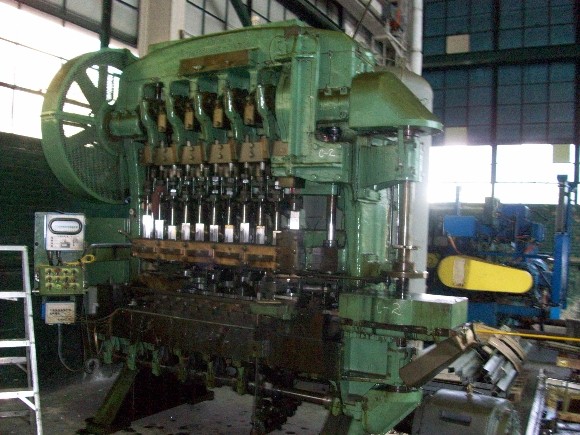 40 Ton, WATERBURY FARREL, No. 200A-11, 11 Station, Max 10 ton per station, 5 Center Distance