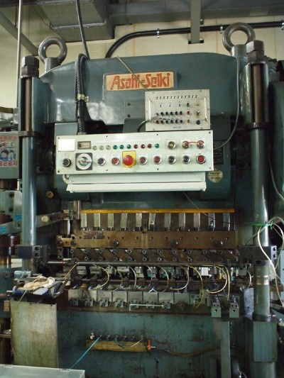 45 Ton, Asahi-Seiki, Model TP 4-37, 3 Stroke, 2 Transfer Cam