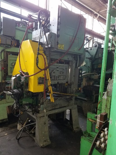 30 Ton, Minster, Minster P2-30 24 Bed 1 Stroke 14.5 Shut Height 300-600 SPM