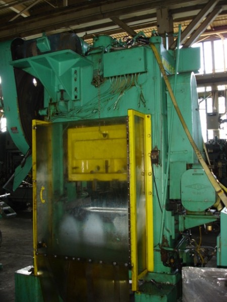 60 Ton, Minster, P2-60-36, 2 Stroke, 3 Slide Adj, 17.5 SH, 36 x 25 Bed